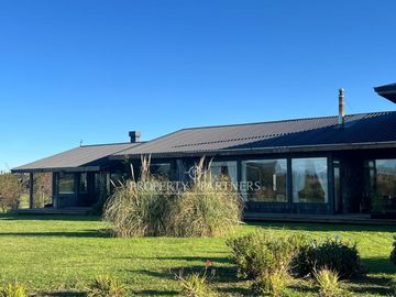 Linda casa en venta,  «Parque de Santa Otilia», Puerto Varas