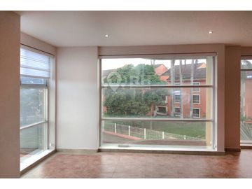 DEPARTAMENTO DE 4 HABITACIONES EN ALQUILER EN UNIORO, MACHALA #GRGS