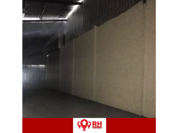 BODEGA EN ALQUILER DE 590 m2 EN AV.  25 DE JUNIO, MACHALA #932