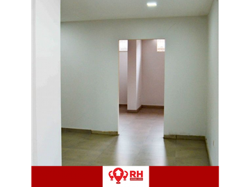 OFICINA EN ALQUILER EN LA AV. JUNIN, MACHALA