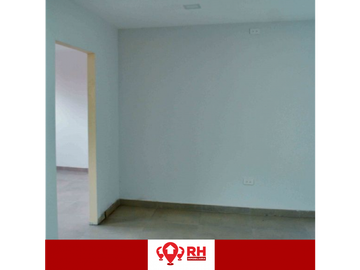 OFICINA EN ALQUILER EN LA AV. JUNIN, MACHALA