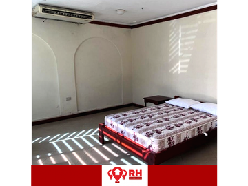 DEPARTAMENTO EN ALQUILER EN EL SECTOR UNIORO, MACHALA