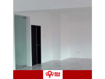 LOCAL COMERCIAL EN ALQUILER MACHALA  #YJ