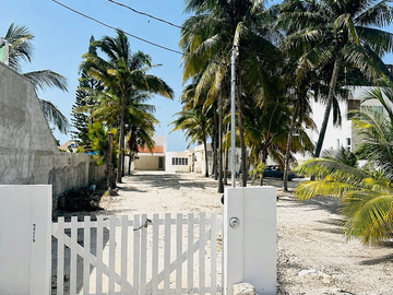 Venta de casa en Chelem Frente al Mar