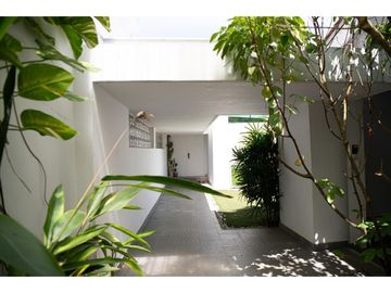Vendo casa en La Alameda # 2268 cvd