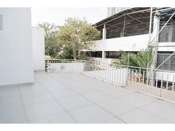Vendo casa en La Alameda # 2268 cvd