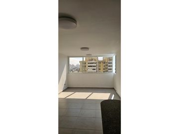 ALQUILO COMODO APARTAMENTO EN RIO ABAJO