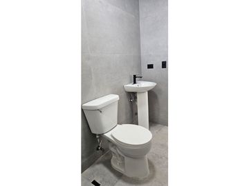 ALQUILO COMODO APARTAMENTO EN RIO ABAJO