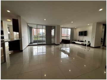 APARTAMENTO EN VENTA EL POBLADO SECTOR LOS BALSOS