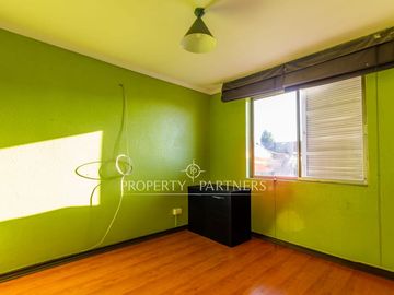 Acogedora Casa de 2 Pisos, Excelente Conectividad en La Cisterna