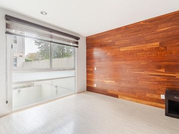 ¡Excelente oportunidad! Hermoso y amplio departamento en zona céntrica.