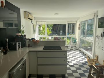 Casa en Venta, Abasto, Rosario, 3 dormitorios, patio y pileta !