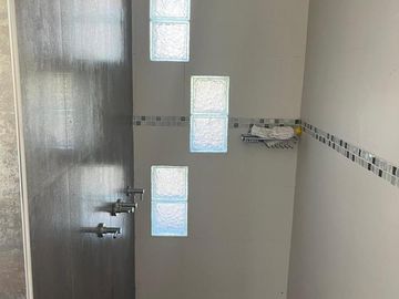Casa en Venta, Abasto, Rosario, 3 dormitorios, patio y pileta !