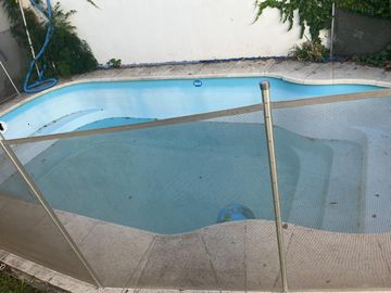 Casa en Venta, Abasto, Rosario, 3 dormitorios, patio y pileta !