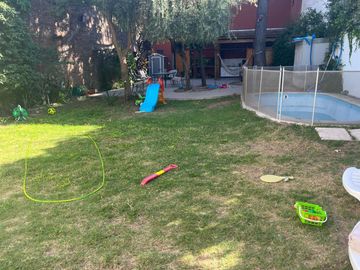 Casa en Venta, Abasto, Rosario, 3 dormitorios, patio y pileta !
