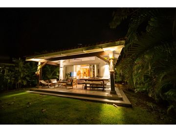 CASA EN BLUE - PLAYA VENAO PEDASI