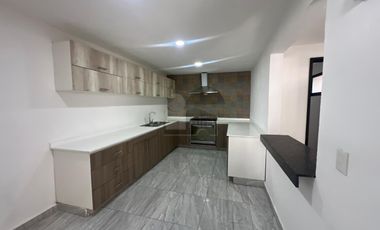 Casa sola en venta en San Jerónimo Chicahualco, Metepec, México