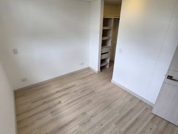 ARRIENDO de APARTAMENTO en LA ESTRELLA