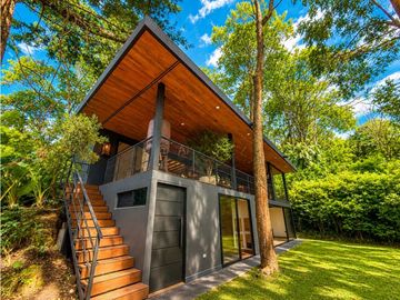CASA FINCA EN UNIDAD CERRADA LLANOGRANDE PONTEZUELA