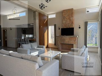 Casa en Venta Costa Esmeralda, Barrio Golf II Al 600, 5 Ambientes