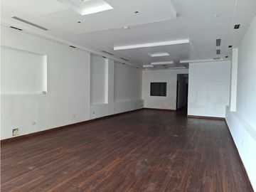 Alquiler de Local Comercial en Plaza Liberty