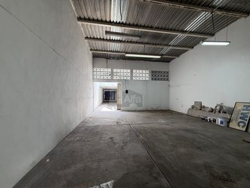 Bodega comercial en renta en Centro, Monterrey, Nuevo León