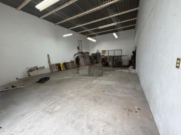 Bodega comercial en renta en Centro, Monterrey, Nuevo León
