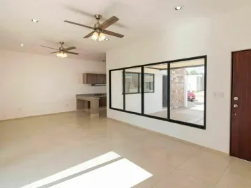 Casa en venta en Chichi Suarez, Mérida, Yucatán