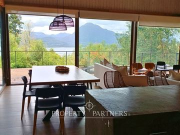 Espectacular casa en el lago Calafquen