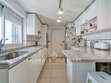 Alianza Francesa, excelente casa familiar con piscina.