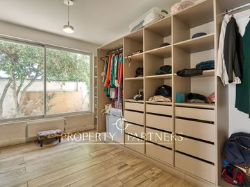 Alianza Francesa, excelente casa familiar con piscina.