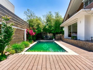 Alianza Francesa, excelente casa familiar con piscina.