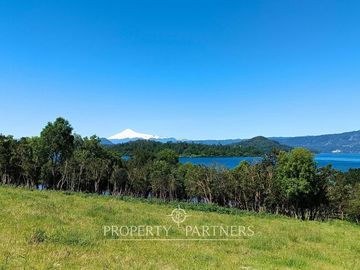 Terreno primera línea en lago Panguipulli