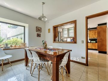 Espectacular Casa en El Huinganal con amplio jardín y cancha de Padle