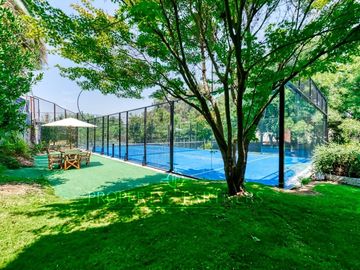 Espectacular Casa en El Huinganal con amplio jardín y cancha de Padle