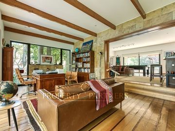 Espectacular Casa en El Huinganal con amplio jardín y cancha de Padle