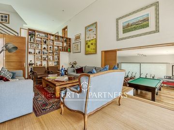 Espectacular Casa en El Huinganal con amplio jardín y cancha de Padle