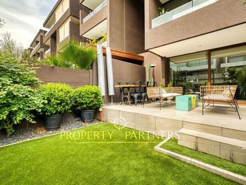 Impecable departamento duplex con zocalo y jardin propio, La Dehesa Central