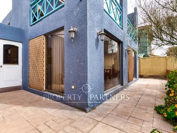 Casa de 3 dormitorios más servicios en Jardines del Sur