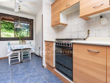 Parcela con Dos Casas en Condominio Consolidado: Espacio, Privacidad y Gran Plusvalía.