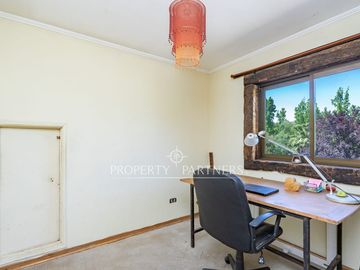 Parcela con Dos Casas en Condominio Consolidado: Espacio, Privacidad y Gran Plusvalía.