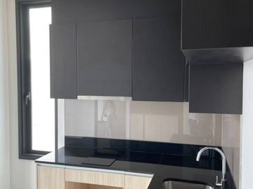 1-BR Condo at The Edge Sukhumvit 23 near MRT Sukhumvit