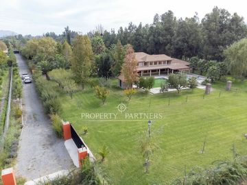 Increible parcela en exclusivo sector de Pirque