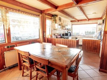Hermosa casa en venta, Punta Arenas
