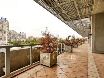 Gran Oficina 1010 m2 piso completo | Oportunidad 0,26 UF/m2 | 353 m2 Terraza | Santa Maria, Providencia