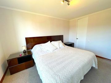 ¡Precio Rebajado! ¡Oportunidad Única! Departamento Amoblado con Vista al Mar y en Perfecto Estado