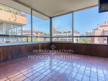 Departamento en venta para remodelar en Providencia metro Pedro de Valdivia