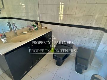 Estupenda casa con gran terreno