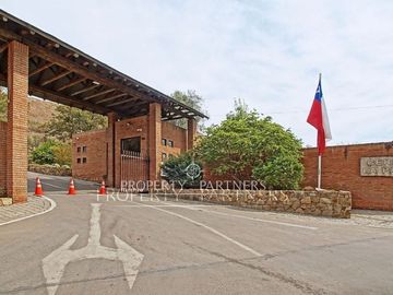 Terreno en condominio Chicureo Centro