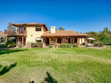 Tranquilidad y Espacio: Casa en Parcela en Talagante.